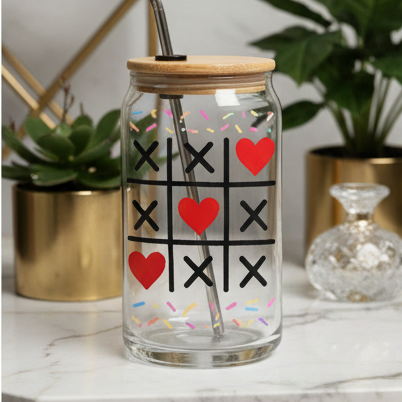 16oz Engraved Can Glass with Lid — Tic Tac Toe Hearts Design