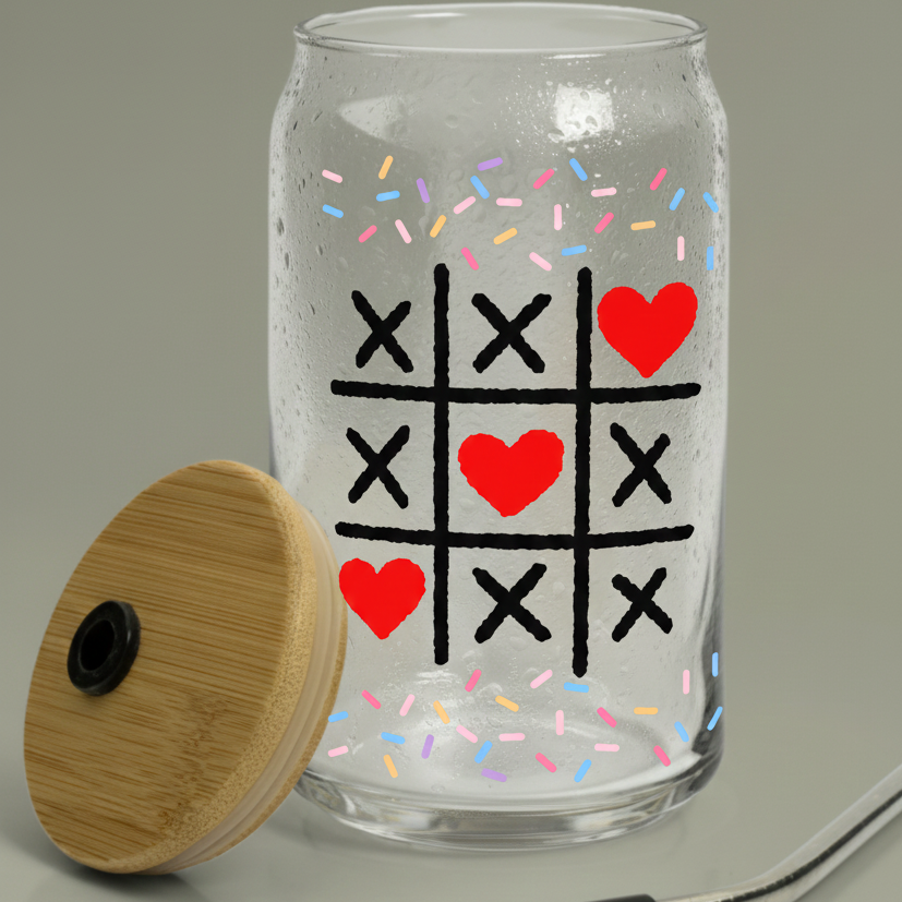 16oz Engraved Can Glass with Lid — Tic Tac Toe Hearts Design