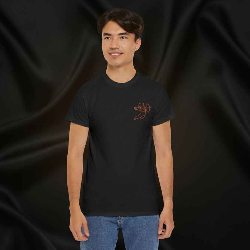 Minimal Cupid T-Shirt – Subtle Heart Illustration Cotton Tee