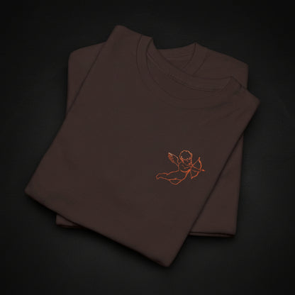 Minimal Cupid T-Shirt – Subtle Heart Illustration Cotton Tee