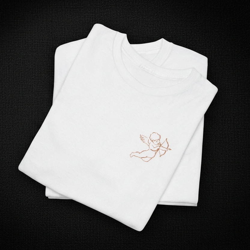 Minimal Cupid T-Shirt – Subtle Heart Illustration Cotton Tee