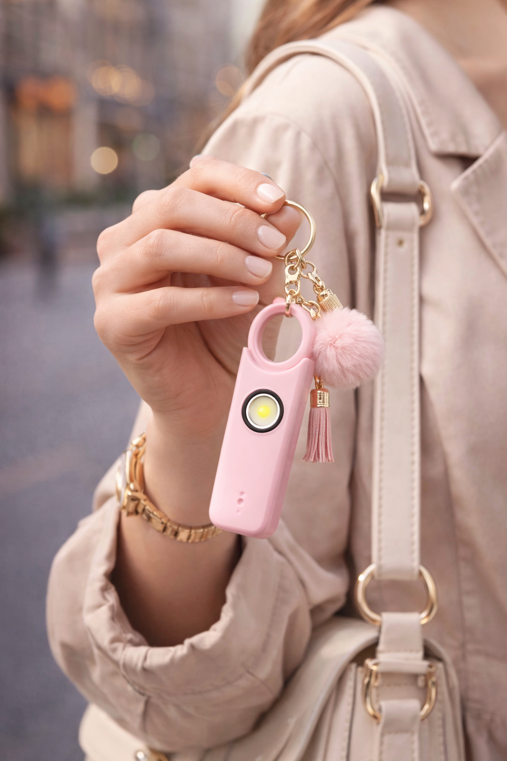 135dB Personal Safety Keychain Alarm – Rechargeable Anti-Attack & Emergency Security Siren (PA300)