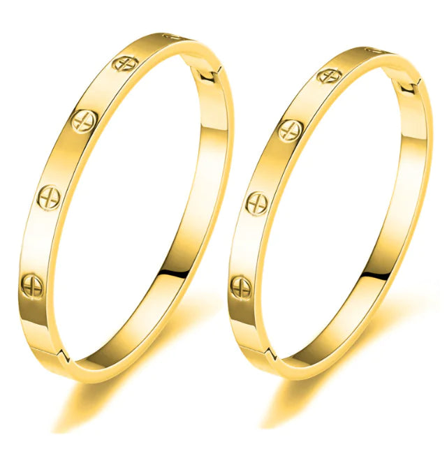 Elegant Gold-Plated Titanium Bracelet