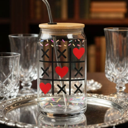 16oz Engraved Can Glass with Lid — Tic Tac Toe Hearts Design