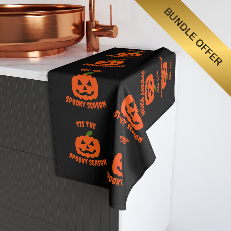 🎃 Spooky Season Pumpkin Hand Towel – Halloween Kitchen Decor