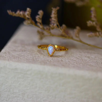 Elegant Women's Opal Silver Ring